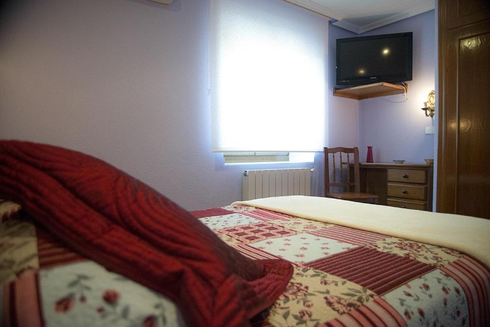 Hostal Mizmaya Оснайо Екстер'єр фото